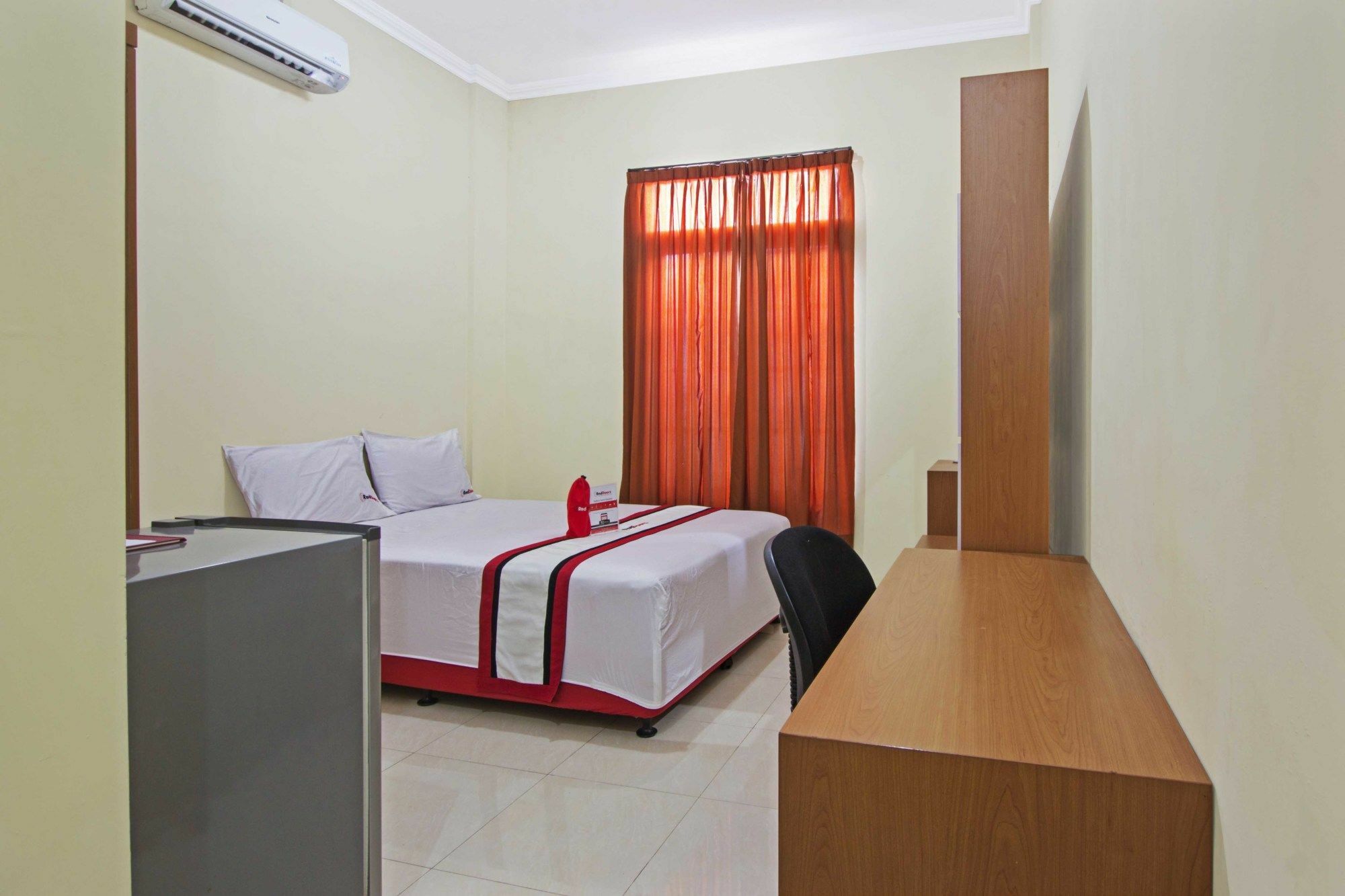 Reddoorz @ Pogung Baru Hotel Kejayan Exterior foto